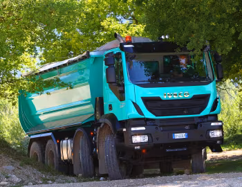 Iveco Trakker Hi-Land 500 rigid 8×4 with Gervasi tipper body '2013–pr.