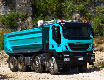 Iveco Trakker Hi-Land 500 rigid 8×4 with Gervasi tipper body '2013–pr.