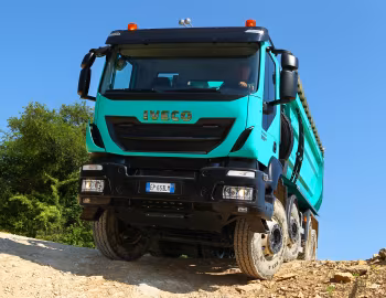 Iveco Trakker Hi-Land 500 rigid 8×4 with Gervasi tipper body '2013–pr.