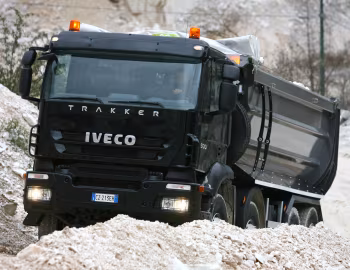 Iveco Trakker AD410T50 with Gervasi tipper body '2007–12