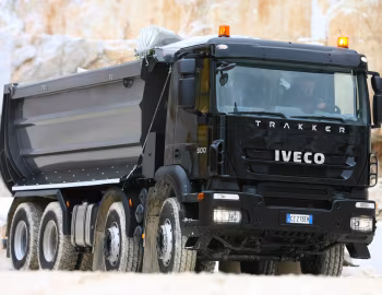 Iveco Trakker AD410T50 with Gervasi tipper body '2007–12