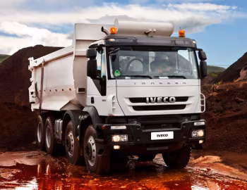 Iveco Trakker AD410T42 with Rossetti tipper body '2007–12