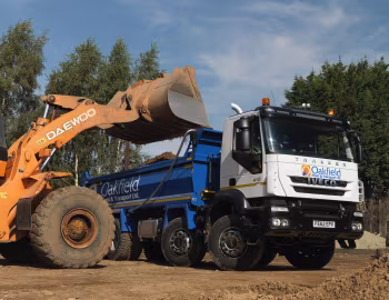 Iveco Trakker 410 EEV 8×4 with Thompsons tipper body [UK-spec] (AD410T41) '2011–12