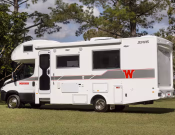 Winnebago Jervis [Australia] '2017–18