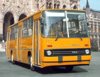 File:Ikarus 260.51 in Semey.JPG - Wikimedia Commons