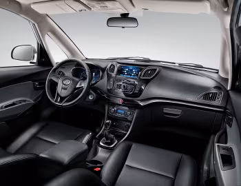 Интерьер JAC Heyue RS (M18) '2013–15