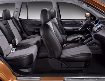 Interior JAC Rein S1 '2011–13