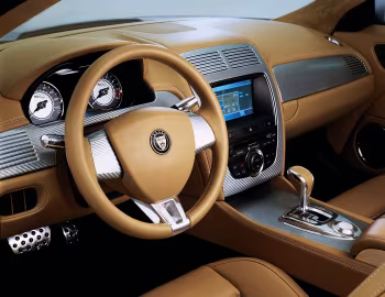 Panel frontal Jaguar Advanced Lightweight Coupé (X150) '01.2005