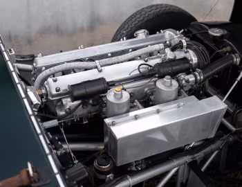 Bajo el capó Jaguar C-Type (#XKC 024) '10.1952