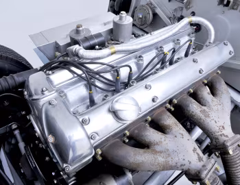 Bajo el capó Jaguar C-Type (#XKC 016) '12.1952