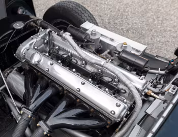 Bajo el capó Jaguar C-Type (#XKC 024) '10.1952