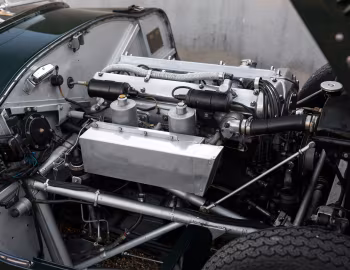 Bajo el capó Jaguar C-Type (#XKC 024) '10.1952