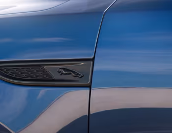 Jaguar E-Pace R-Dynamic Black Pack [Worldwide] '2020–24