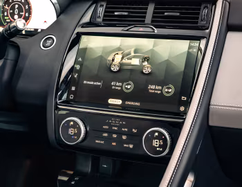 Panel frontal Jaguar E-Pace R-Dynamic P300e AWD [Worldwide] '2020–24