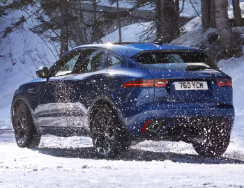 Jaguar E-Pace R-Dynamic Black Pack [Worldwide] '2020–24