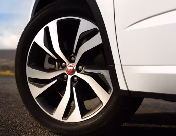 Jaguar E-Pace R-Dynamic P300e AWD Black Pack [Worldwide] '2020–24