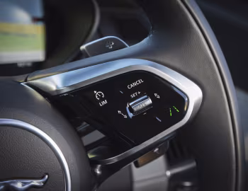Interior Jaguar E-Pace P300 Sport [Australia] '2021–24
