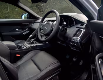 Interior Jaguar E-Pace D150 [UK-spec] '2018–20