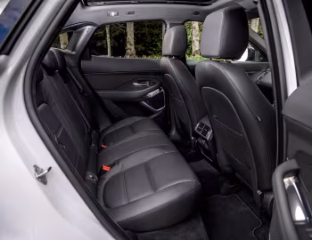 Interior Jaguar E-Pace D150 [UK-spec] '2018–20