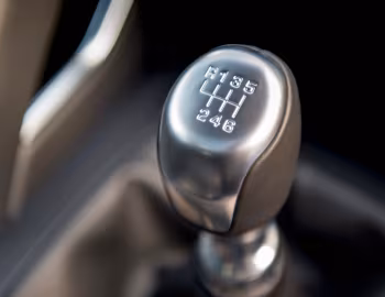 Interior Jaguar E-Pace D150 [UK-spec] '2018–20