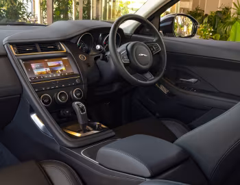 Interior Jaguar E-Pace D150 AWD [Australia] '2018–20