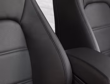 Interior Jaguar E-Pace D150 AWD [Australia] '2018–20