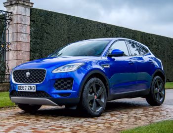 Jaguar E-Pace D180 AWD SE [UK-spec] '2018–20