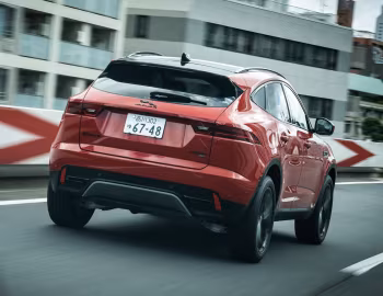 Jaguar E-Pace D200 AWD Black Pack [Japan] '2021–24