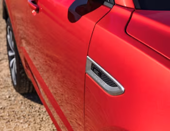 Jaguar E-Pace D240 AWD R-Dynamic [Australia] '2018–20