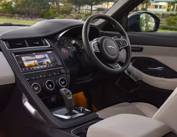 Interior Jaguar E-Pace D240 AWD R-Dynamic [Australia] '2018–20