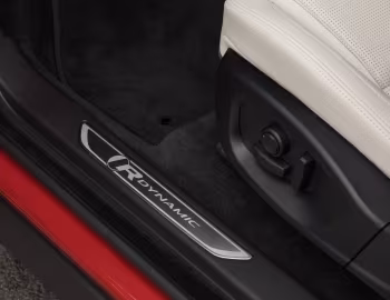 Interior Jaguar E-Pace D240 AWD R-Dynamic [Australia] '2018–20