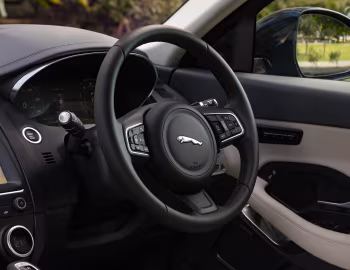 Interior Jaguar E-Pace P250 AWD [Australia] '2018–20