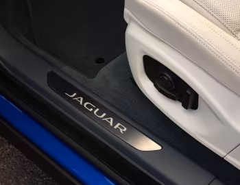 Interior Jaguar E-Pace P250 AWD [Australia] '2018–20