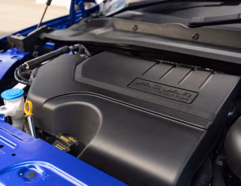 Bajo el capó Jaguar E-Pace P250 AWD [Australia] '2018–20