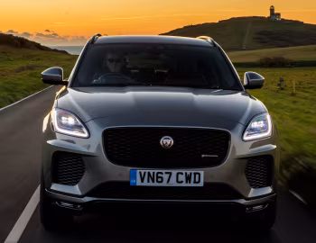 Jaguar E-Pace P300 AWD R-Dynamic [UK-spec] '2017–20