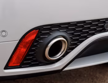 Jaguar E-Pace P300 AWD R-Dynamic [Worldwide] '2017–20