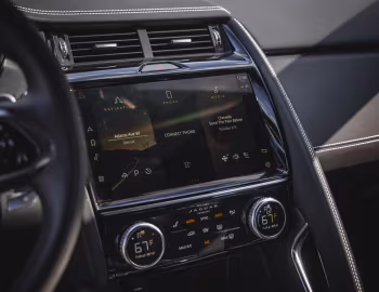 Interior 2021–24 Jaguar E-Pace P300 Sport [North America] '2021–24