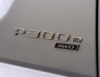 Jaguar E-Pace R-Dynamic P300e AWD [UK-spec] '2020–24