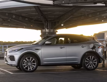 Jaguar E-Pace R-Dynamic P300e AWD [UK-spec] '2020–24
