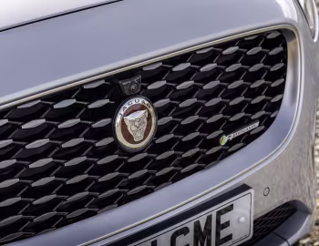Jaguar E-Pace R-Dynamic P300e AWD [UK-spec] '2020–24