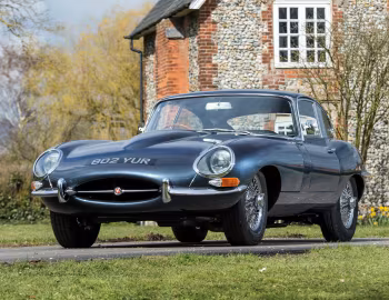 Jaguar E-Type 3.8-Litre Fixed Head Coupe [UK-spec] (XK-E) '1962–09.1964