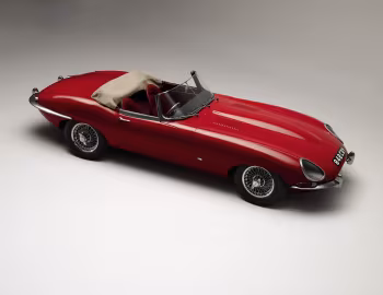 Jaguar E-Type 3.8-Litre Open Two Seater [UK-spec] (XK-E) '02.1961–62