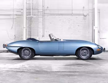Jaguar E-Type 3.8-Litre Open Two Seater [UK-spec] (XK-E) '02.1962–09.1964