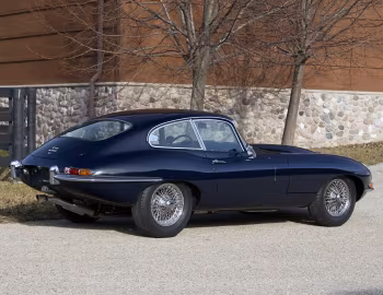 Jaguar E-Type 4.2-Litre Fixed Head Coupe [EU-spec] (XK-E) '10.1964–07.1967