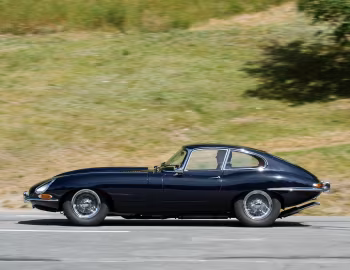 Jaguar E-Type 4.2-Litre Fixed Head Coupe [EU-spec] (XK-E) '10.1964–07.1967