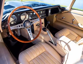 Panel frontal 1965–67 Jaguar E-Type 4.2-Litre Fixed Head Coupe [US-spec] (XK-E) '10.1964–07.1967