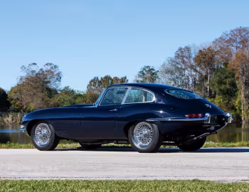 1965–67 Jaguar E-Type 4.2-Litre Fixed Head Coupe [US-spec] (XK-E) '10.1964–07.1967