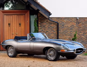 Jaguar E-Type 4.2-Litre Open Two Seater [UK-spec] (XK-E) '10.1964–07.1967
