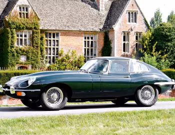 Jaguar E-Type Fixed Head Coupe [UK-spec] (Series II) '1968–71