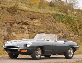 Jaguar E-Type Open Two Seater [UK-spec] (Series II) '1968–71